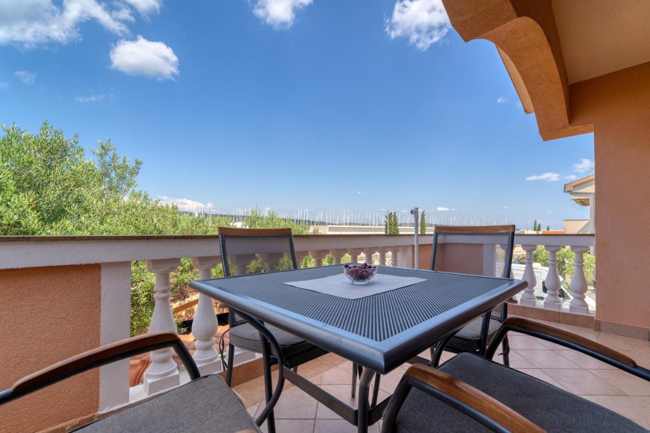 Apartmani Vesna Bibinje Exteriör bild